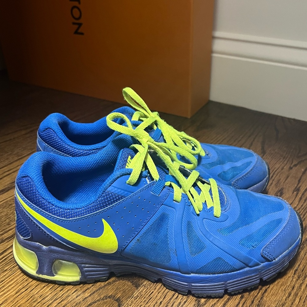 Kids Nike shoes